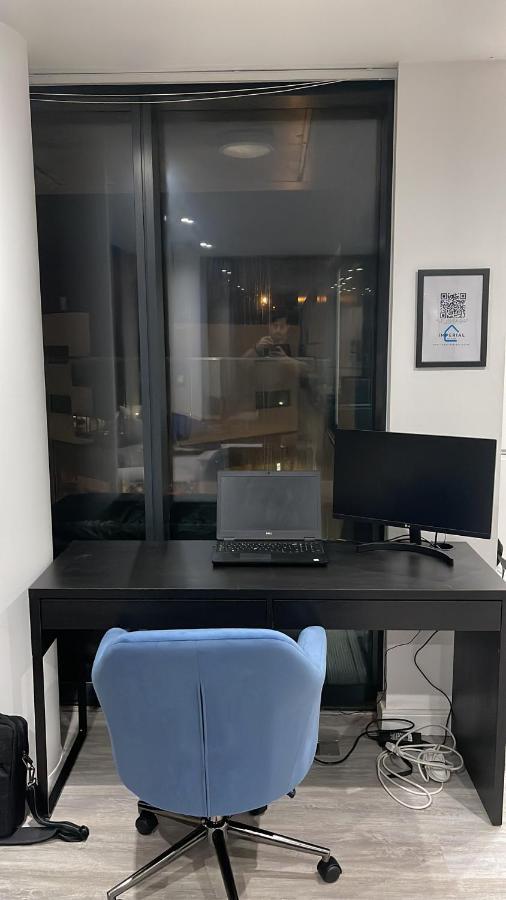 Imperial Stays - Ocean Village - Wifi Apartment Southampton